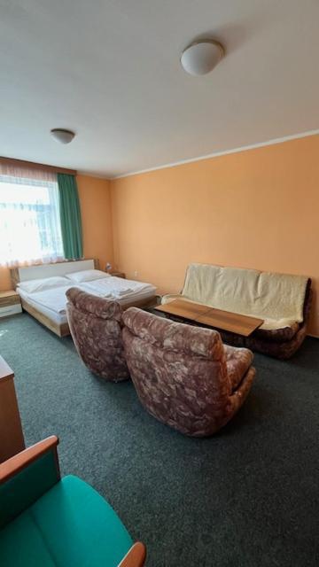 Grandhotel Nový Bor Екстериор снимка