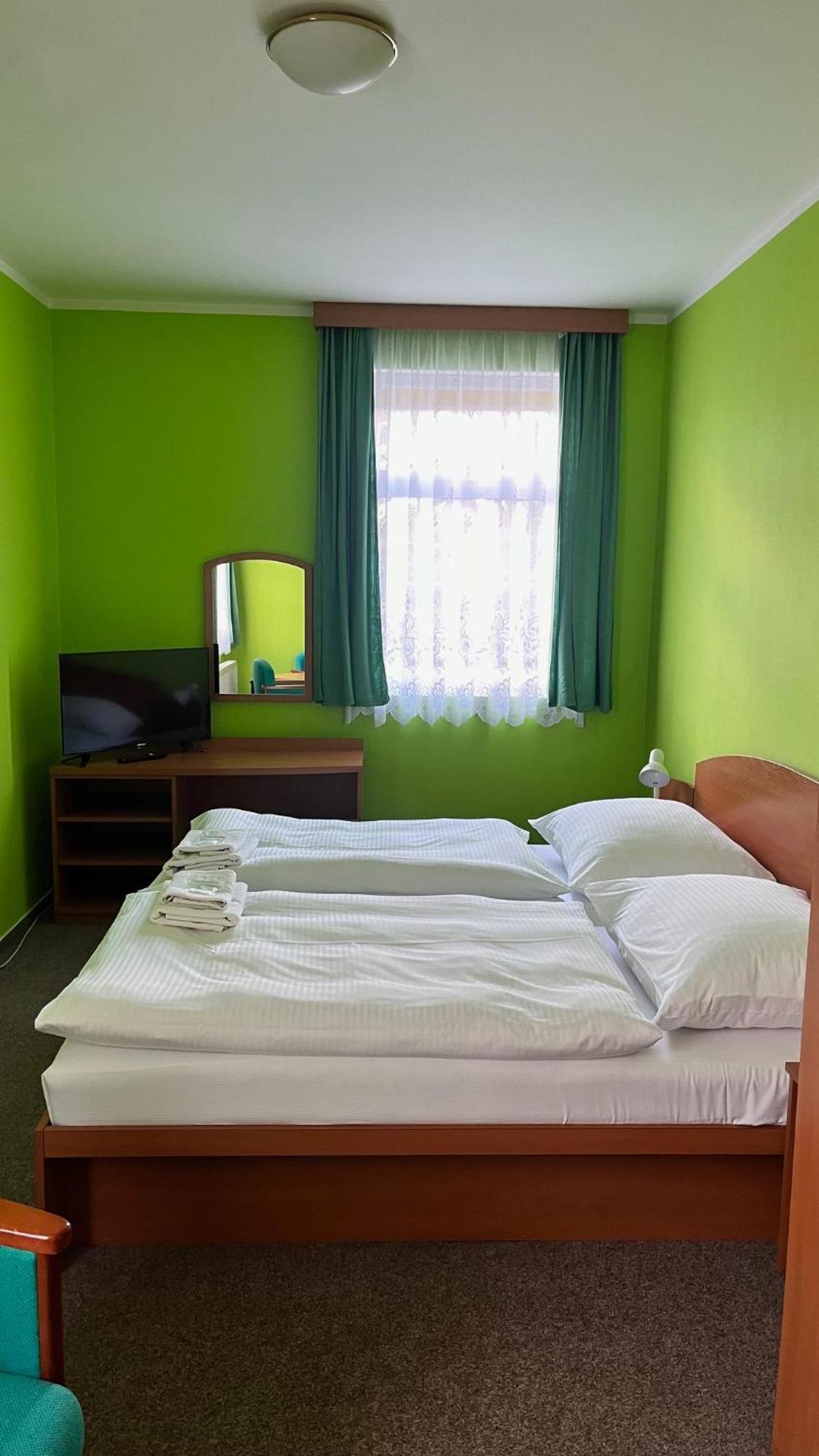 Grandhotel Nový Bor Екстериор снимка