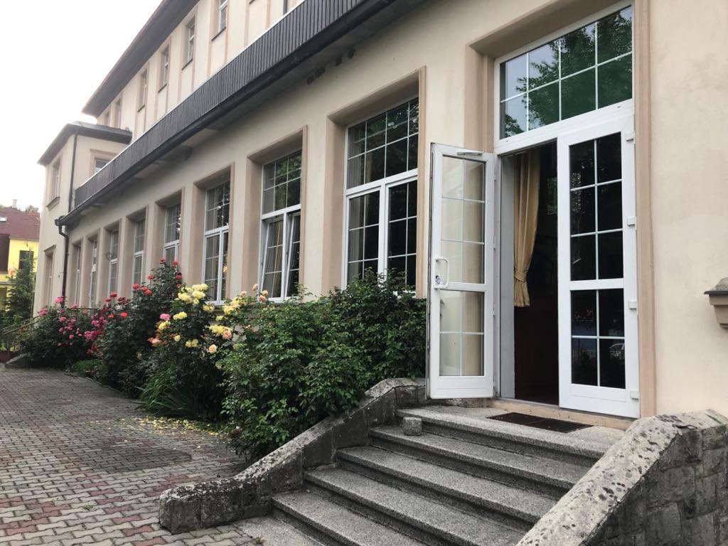 Grandhotel Nový Bor Екстериор снимка