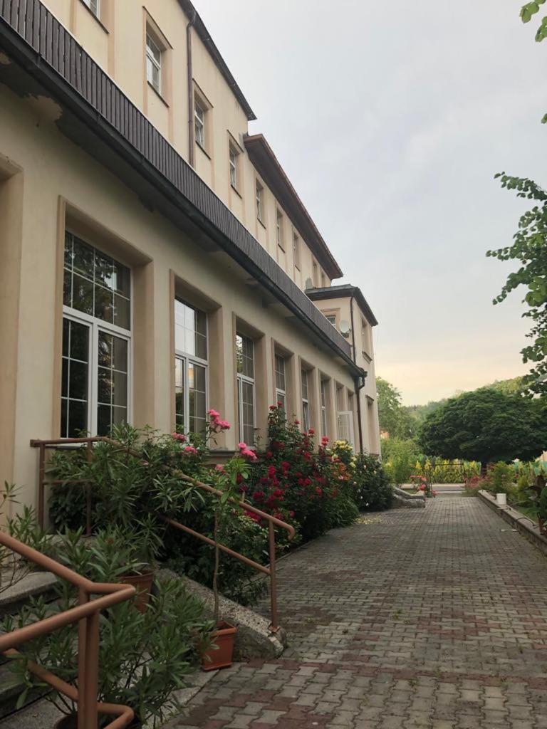 Grandhotel Nový Bor Екстериор снимка
